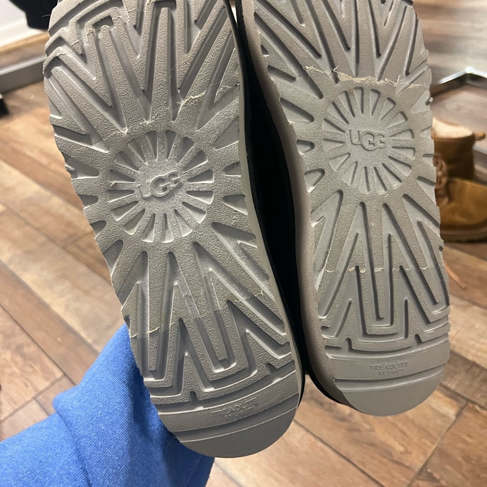 UGG Black Slip-On Loafers with Suede Finish - Picture 5 of 5